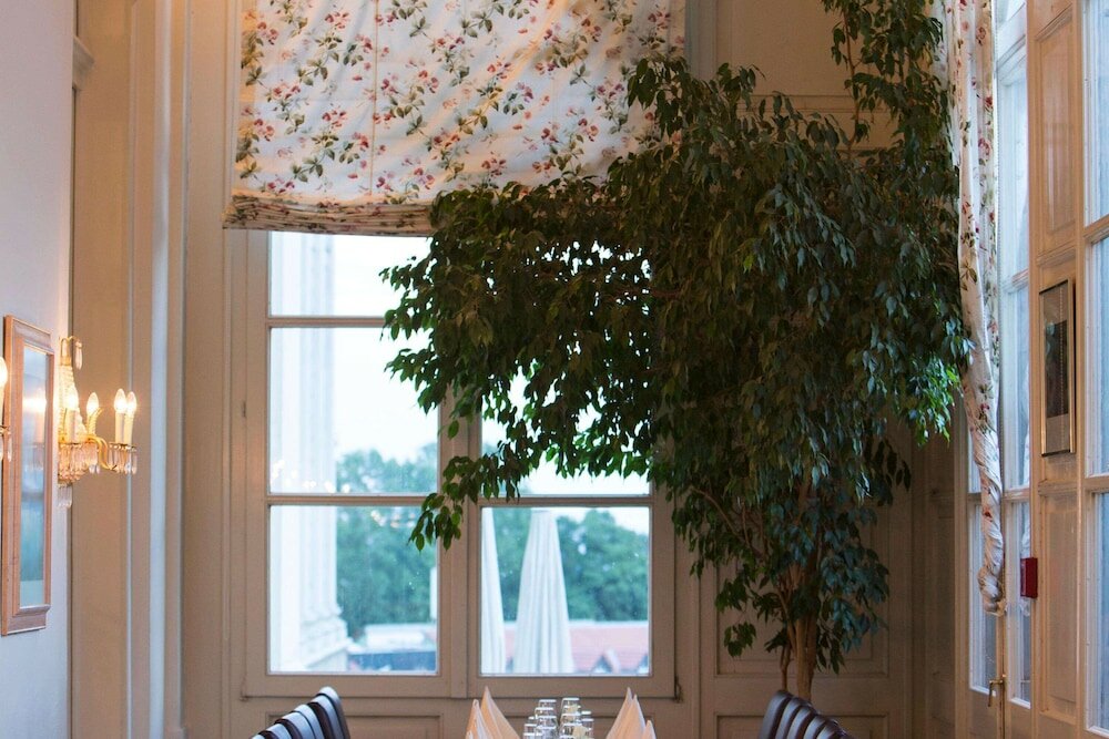 Фото Austria Trend Hotel Schloss Wilhelminenberg