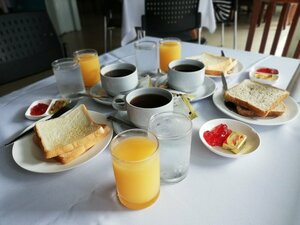 Гостиница Golden Crown Grand Hotel