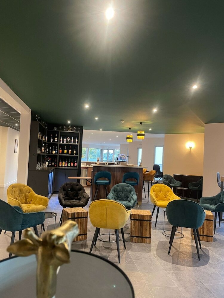 Фото Hotel Kyriad Saint Fargeau Ponthierry Apollonia