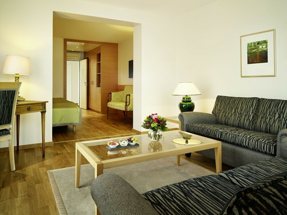 Фото Hotel Stadt Freiburg