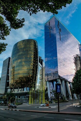 Внешний вид отеля Protea Hotel by Marriott Johannesburg Balalaika Sandton в Сандтоне, фото 1