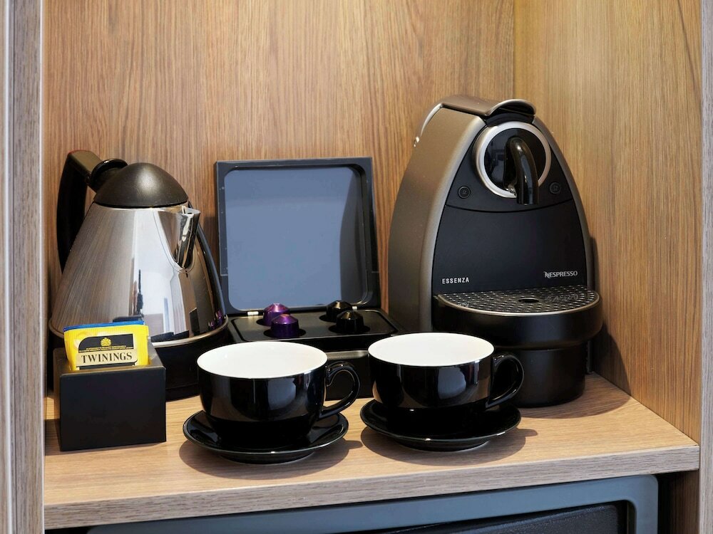 Фото Novotel London West