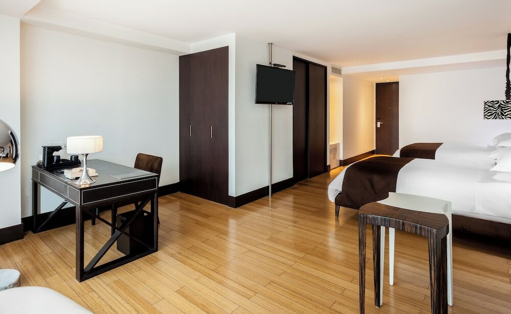 Фото Le Parc Hotel, Beyond Stars