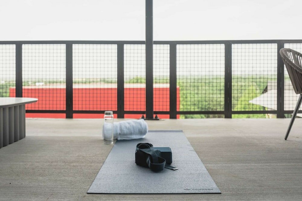 Фото Origin Austin, A Wyndham Hotel