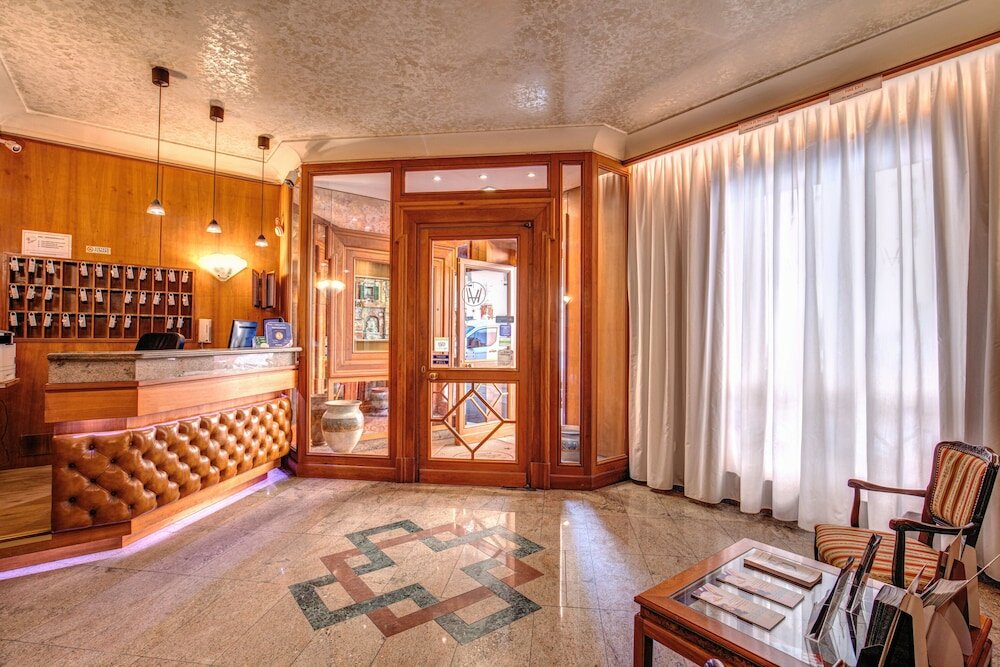 Фото Hotel Verona