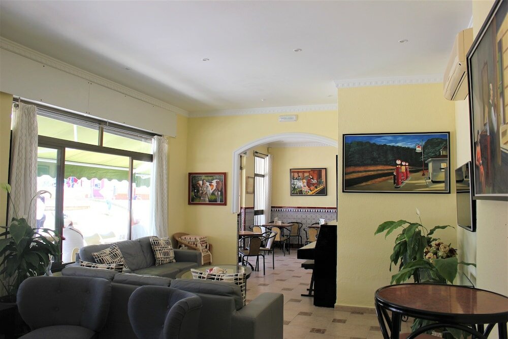 Фото Hotel Cabello