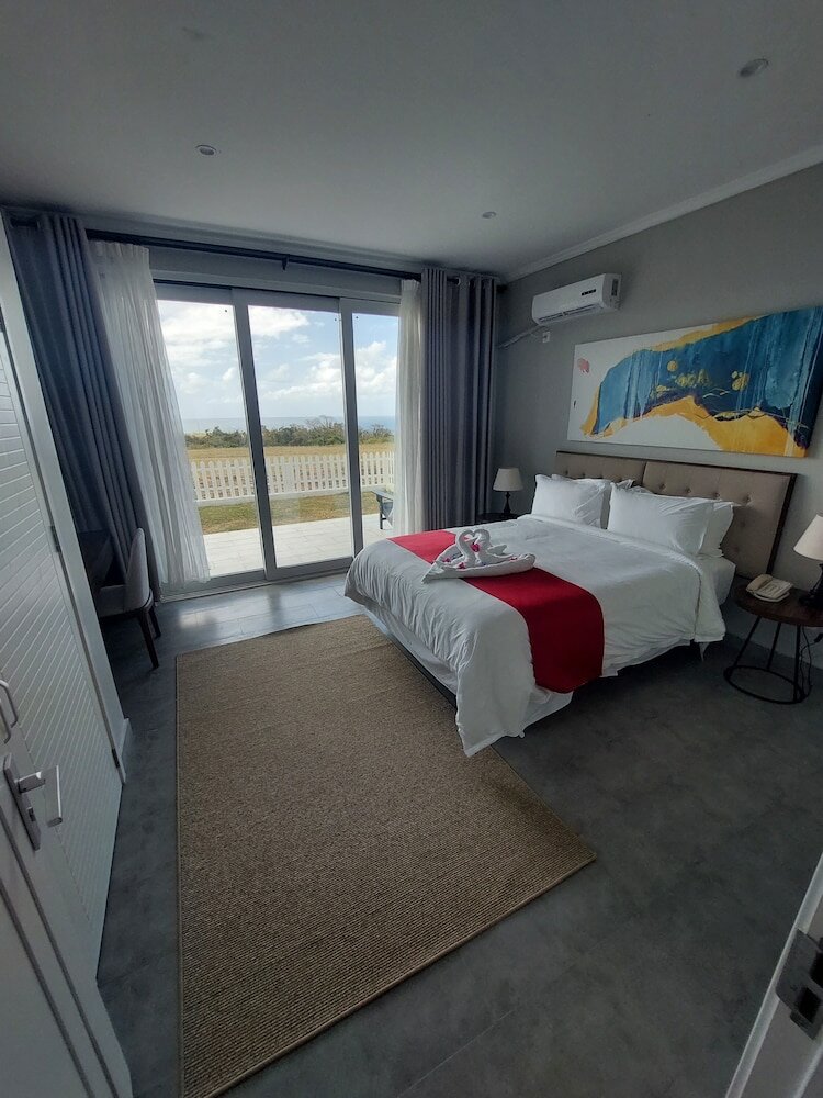 Фото Ramada by Wyndham St. Kitts Resort