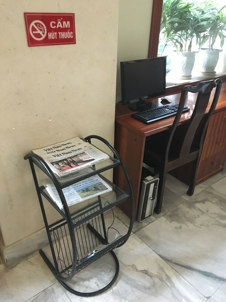 Фото Sunny Hotel 1