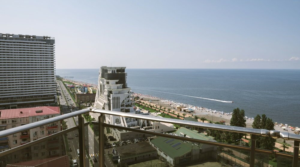 Фото Silk Road Sea Towers Batumi Apart Hotel