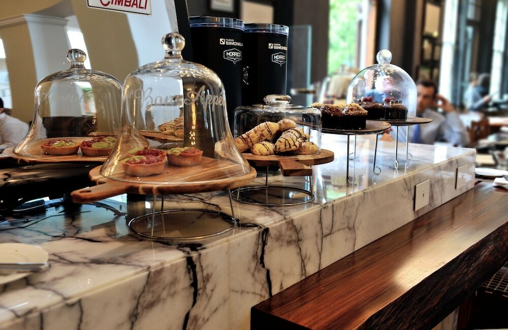 Фото Vineyard Hotel