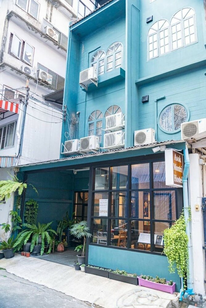Фото Asoke Montri Hostel