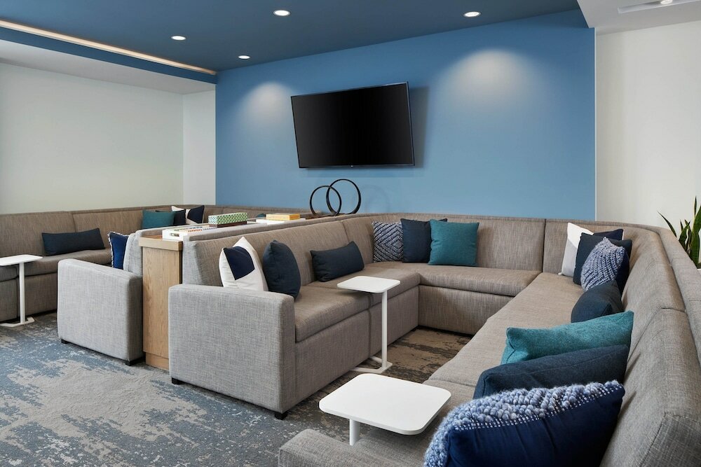 Фото Element Valley Forge