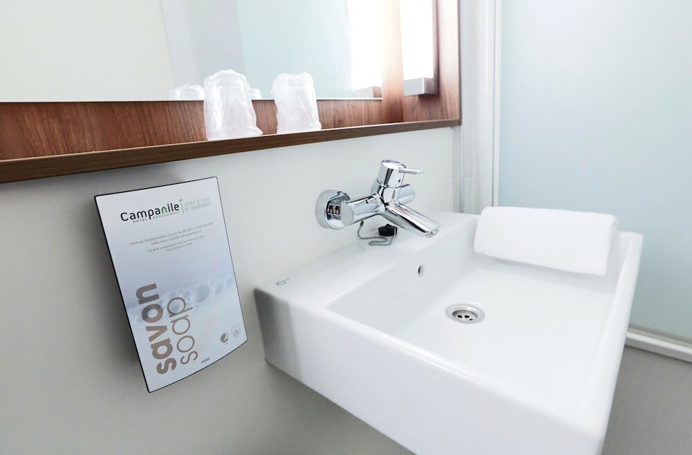 Фото Hotel Campanile Lyon Centre - Gare Perrache - Confluence