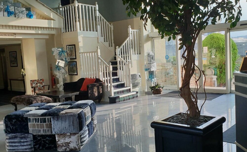 Фото Devonshire House Hotel