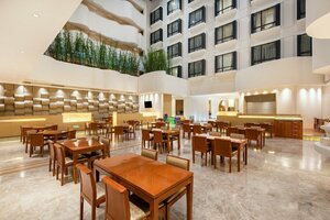 Гостиница Holiday Inn Express Shenyang Golden Corridor