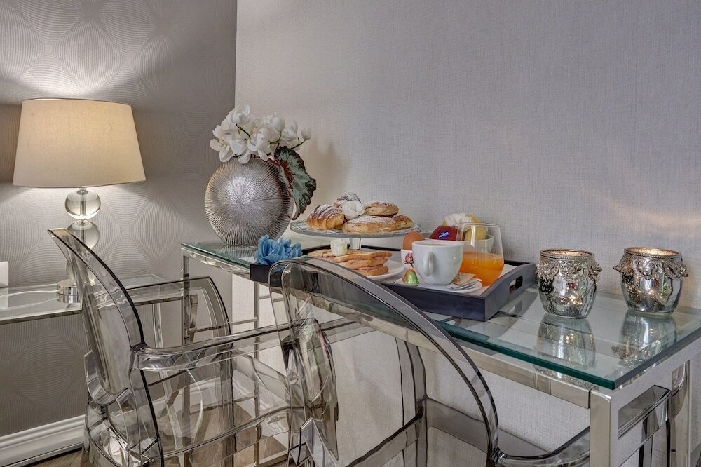 Фото Spagna Boutique Luxury Suites