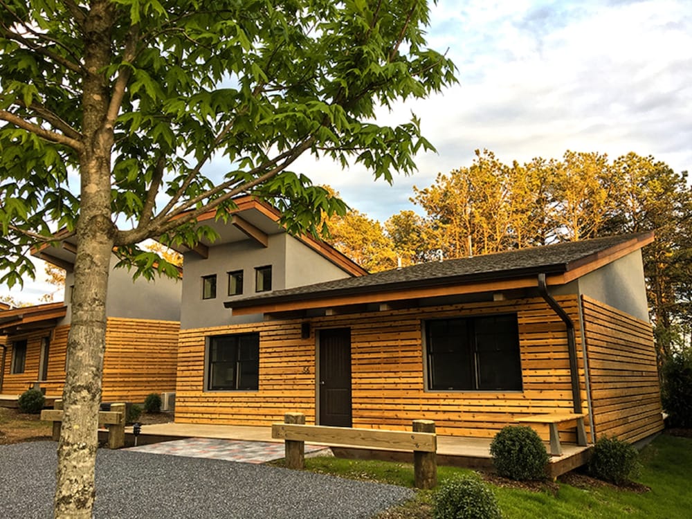 Фото Hampton Maid Motel