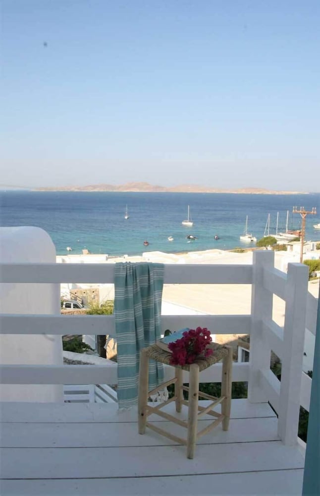 Фото Mykonos Moussa Suites