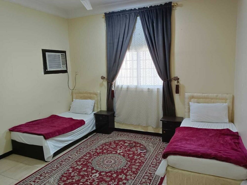 Фото Al Eairy Furnished Apartments Tabuk 2