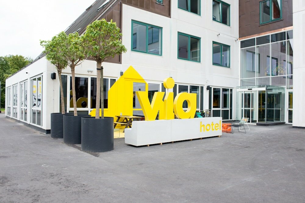 Фото отеля 1