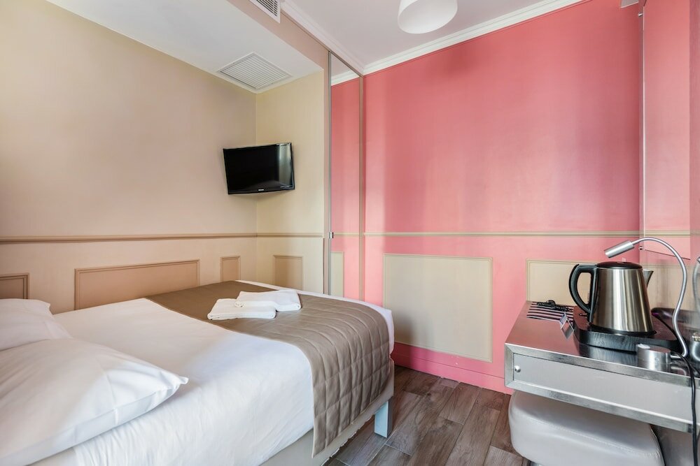 Фото Hôtel District République