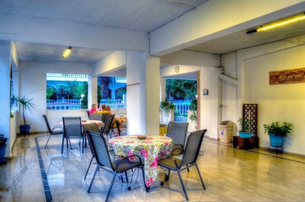 Фото Niki Apartments