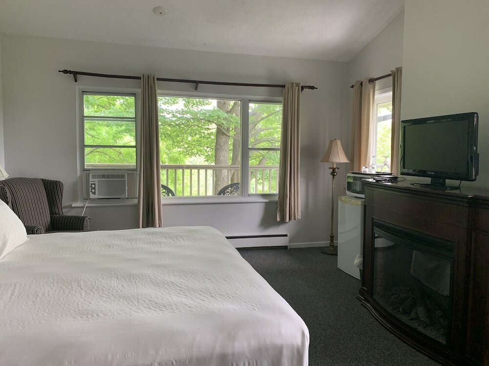 Фото Inn at the Falls