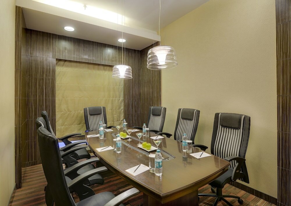 Фото The Pride Hotel