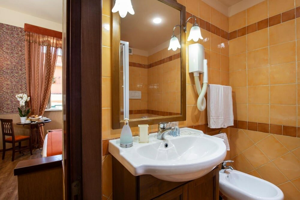 Фото Welcome House