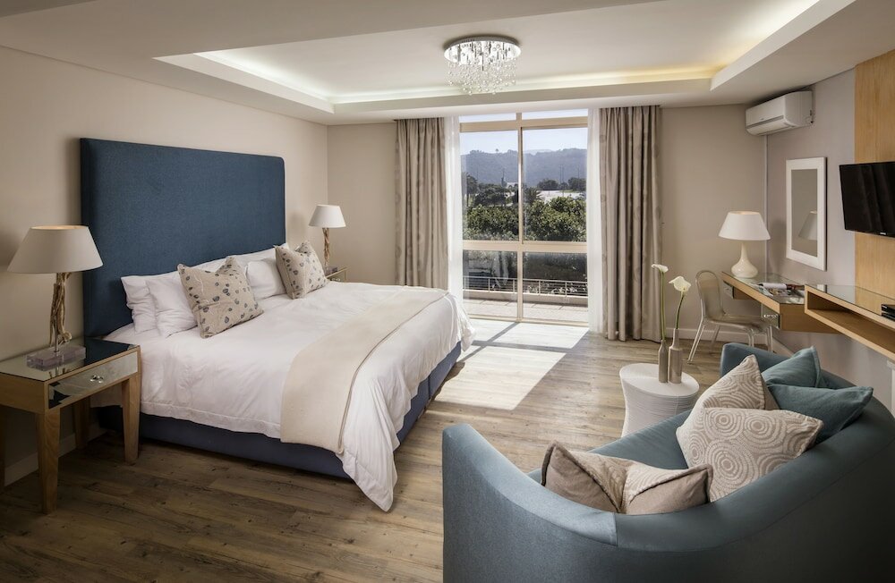 Фото Views Boutique Hotel & SPA