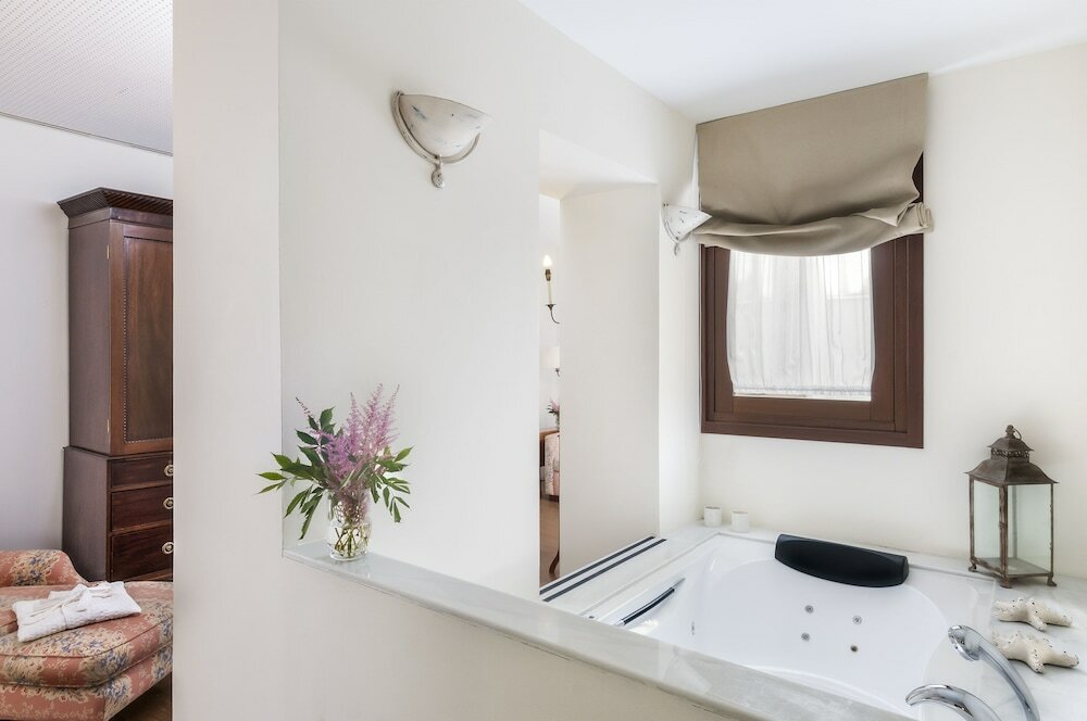 Фото Hotel Amadeus