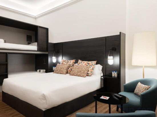 Фото Toc Hostel Málaga