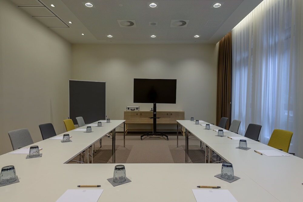 Фото IntercityHotel Herford