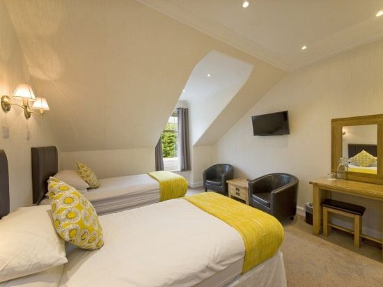 Фото Falls of Lora Hotel