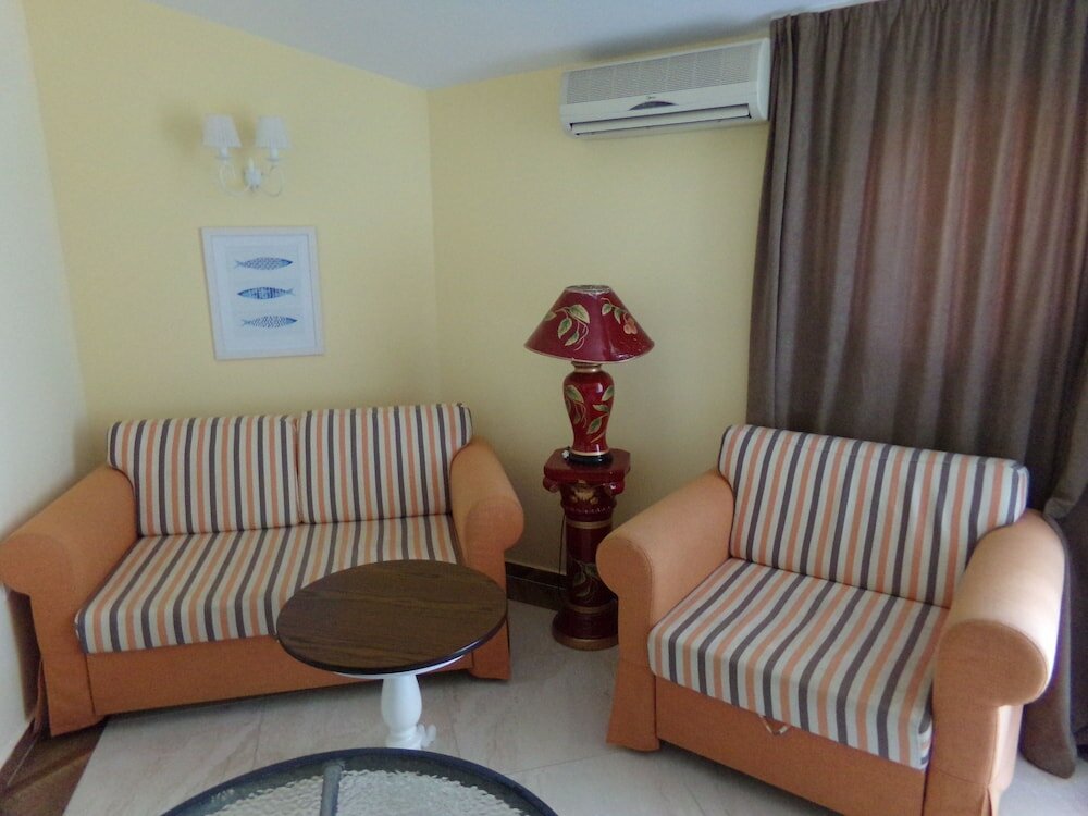 Фото Family Hotel Evridika