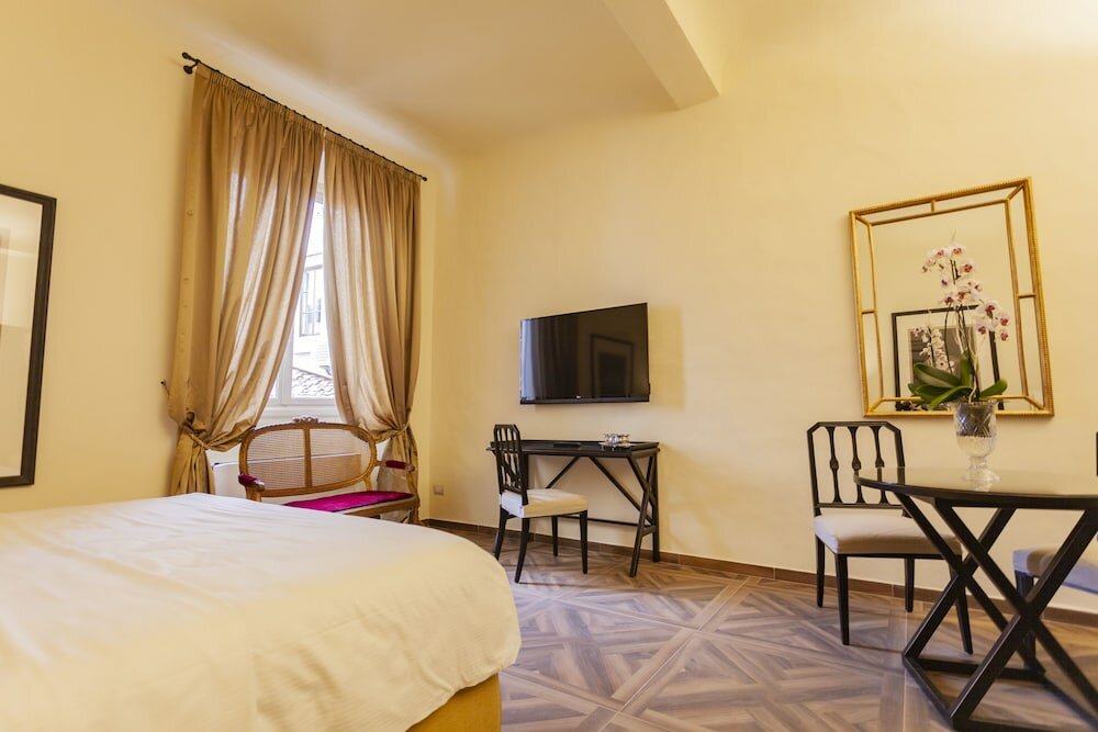 Фото Palazzo Martellini Residenza d'Epoca