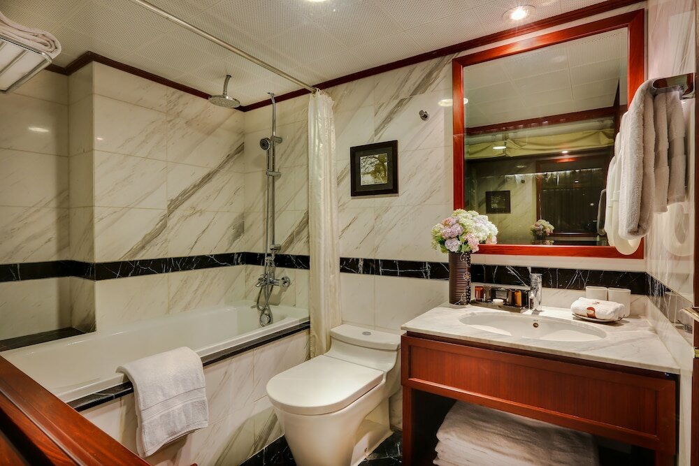 Фото Conifer Boutique Hotel