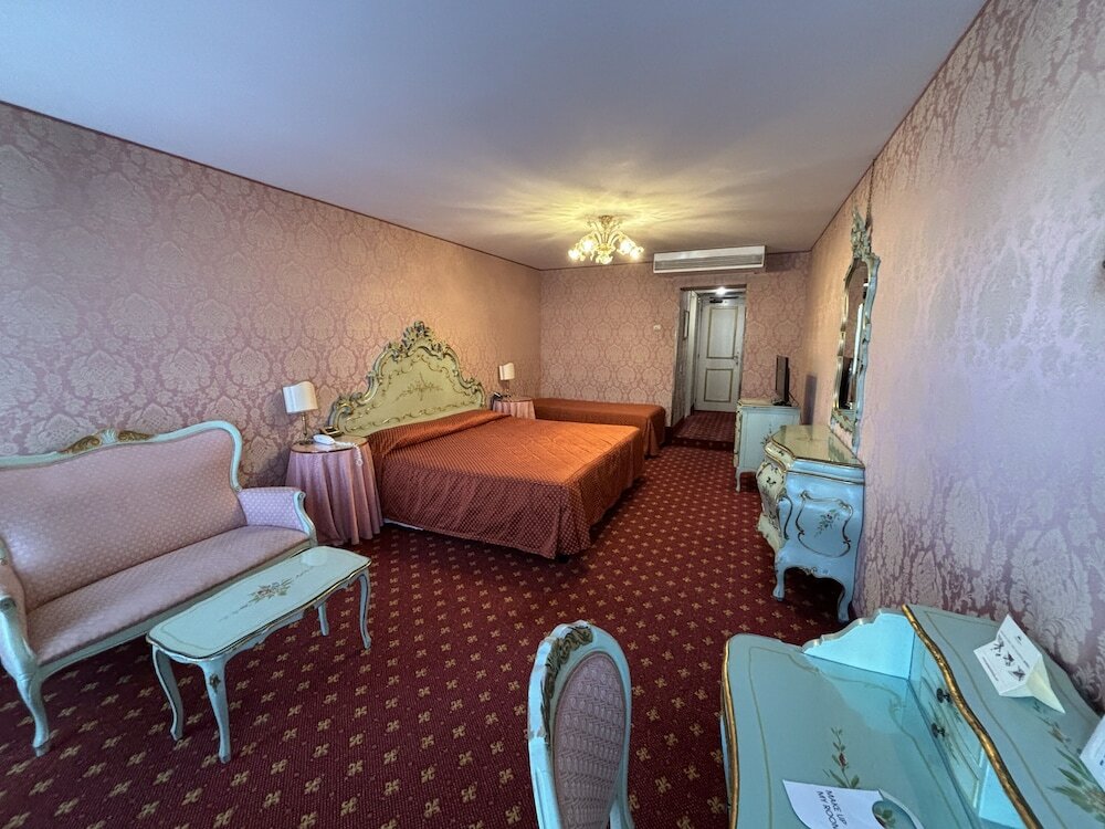 Фото Hotel Rialto