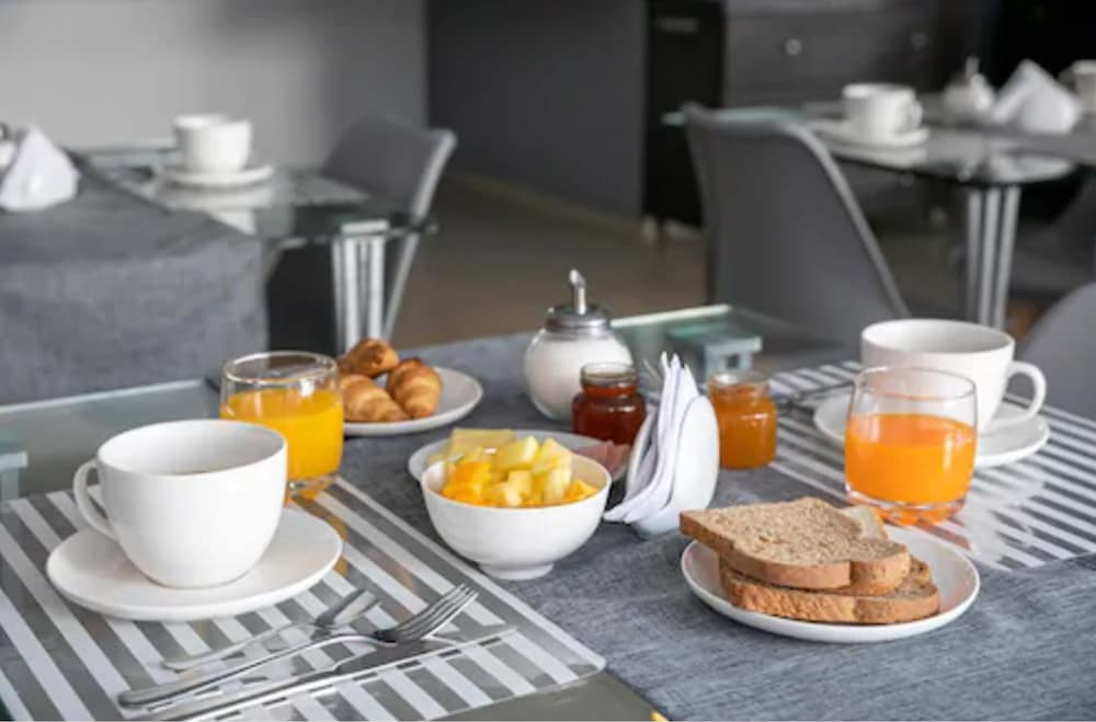 Фото Urbano Hotel