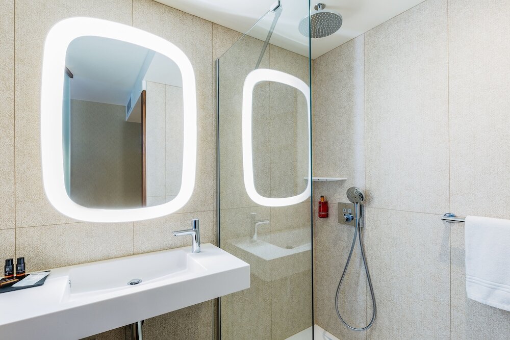 Фото Oceania Paris Porte de Versailles