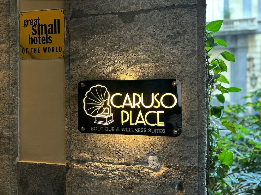 Фото Caruso Place Boutique & Wellness Suites