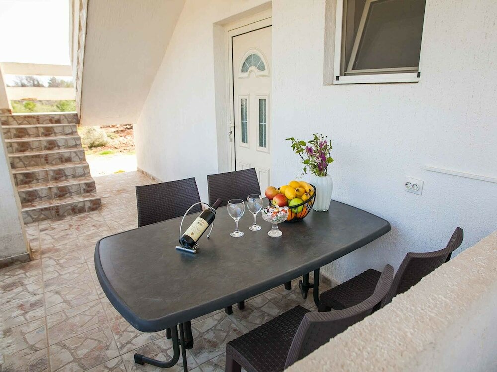 Фото Maki Apartments