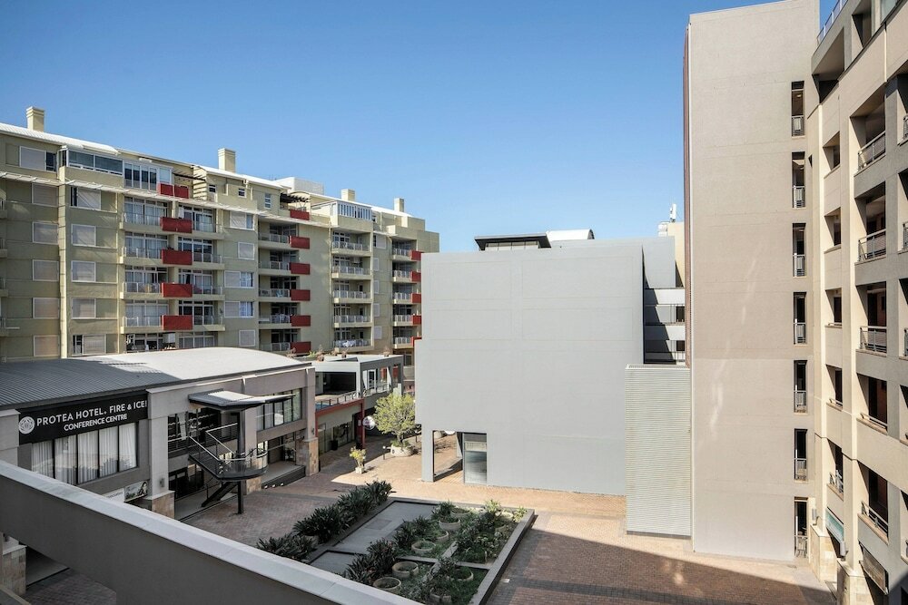 Фото Protea Hotel Fire & Ice! by Marriott Durban Umhlanga Ridge