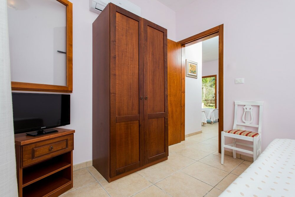 Фото Relais Masseria Casina Dei Cari