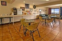 Фото Bavarian Haus Lakefront Inn