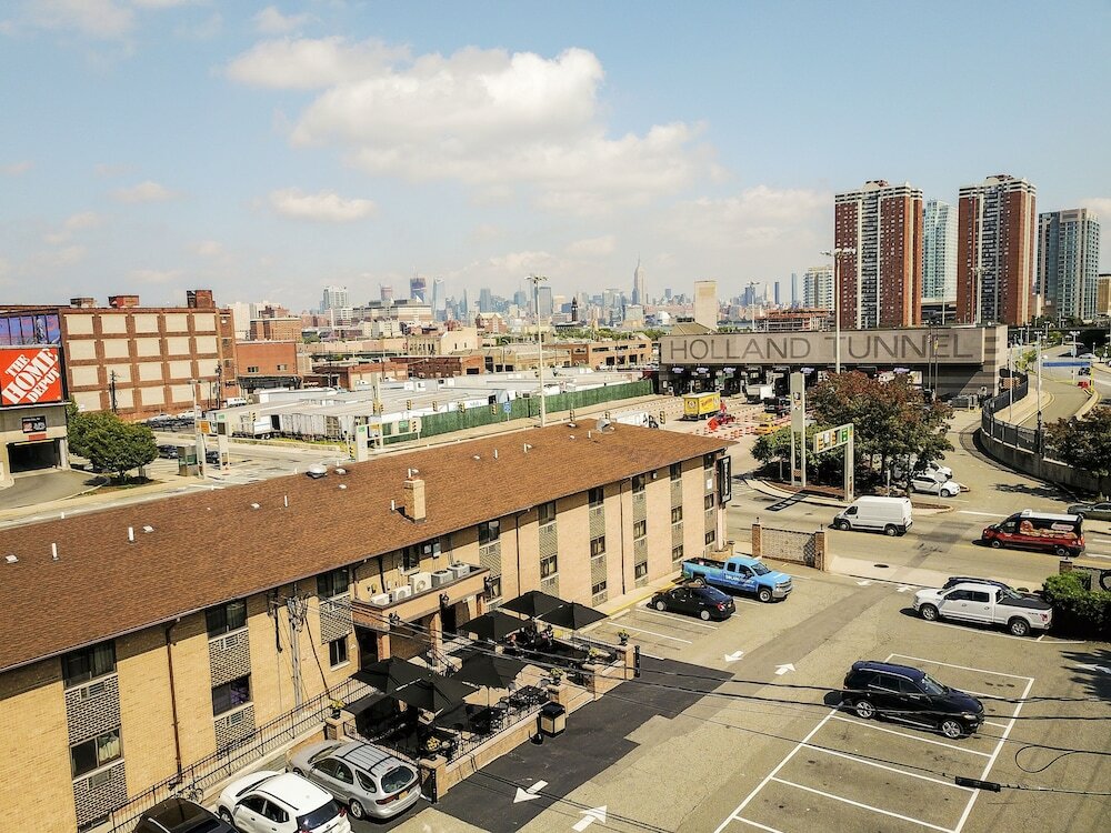 Фото The Holland Hotel