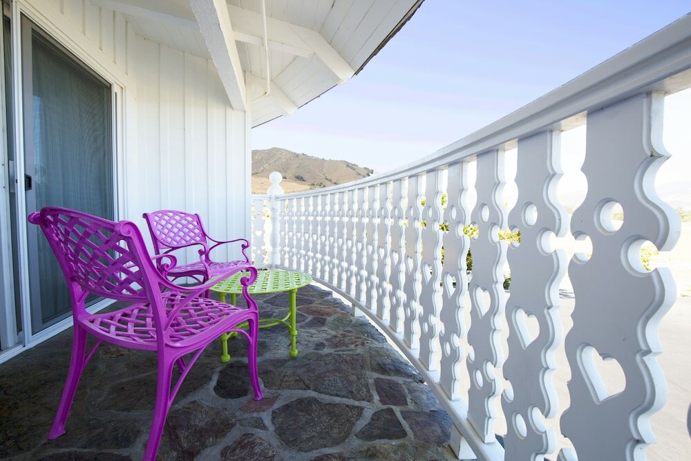 Фото Madonna Inn