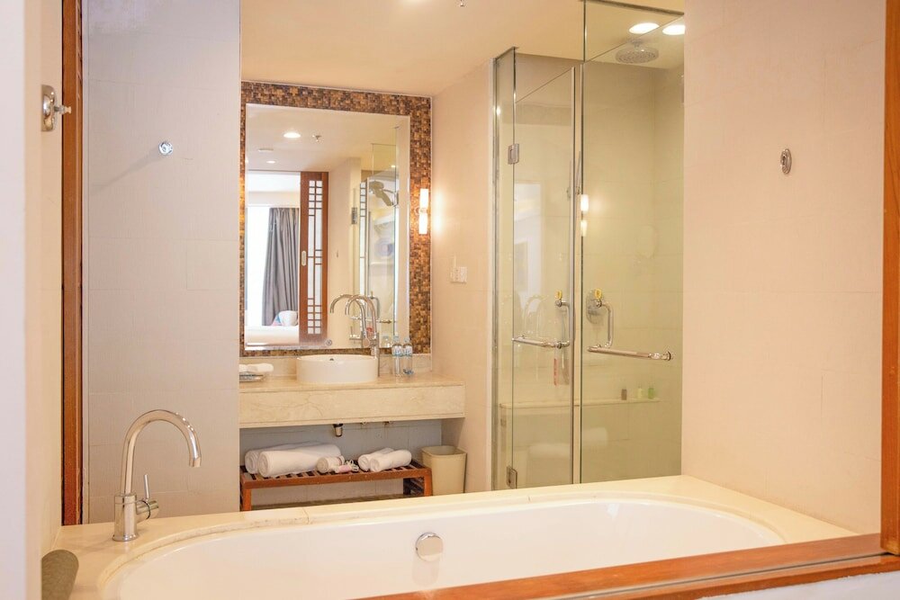 Фото Huayu La Floret Resort Yalong Bay