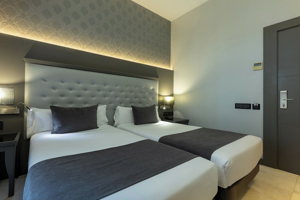 Фото Hotel Ciutadella Barcelona