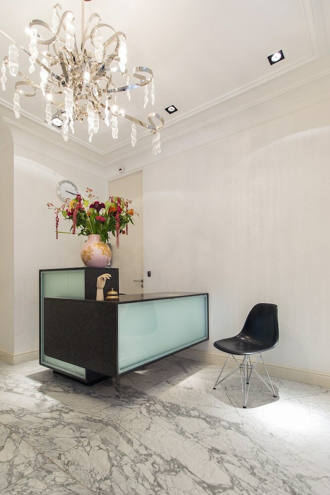 Фото The Amsterdam Canal Hotel